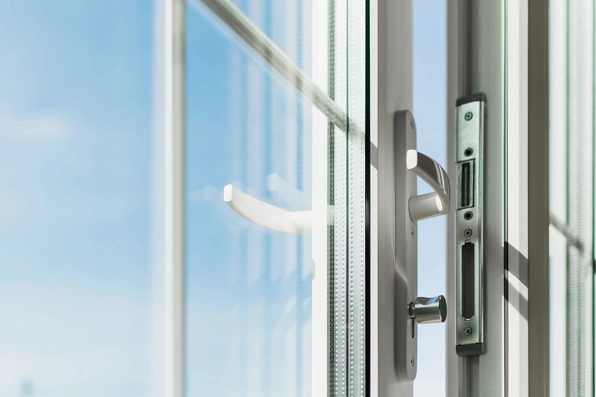 Межкомнатная (офисная) дверь