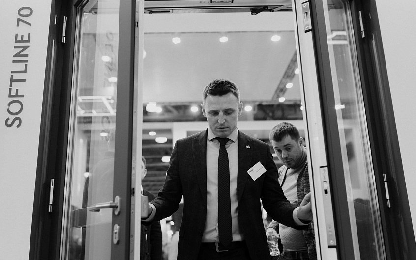 Межкомнатная (офисная) дверь