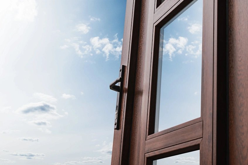 Межкомнатная (офисная) дверь